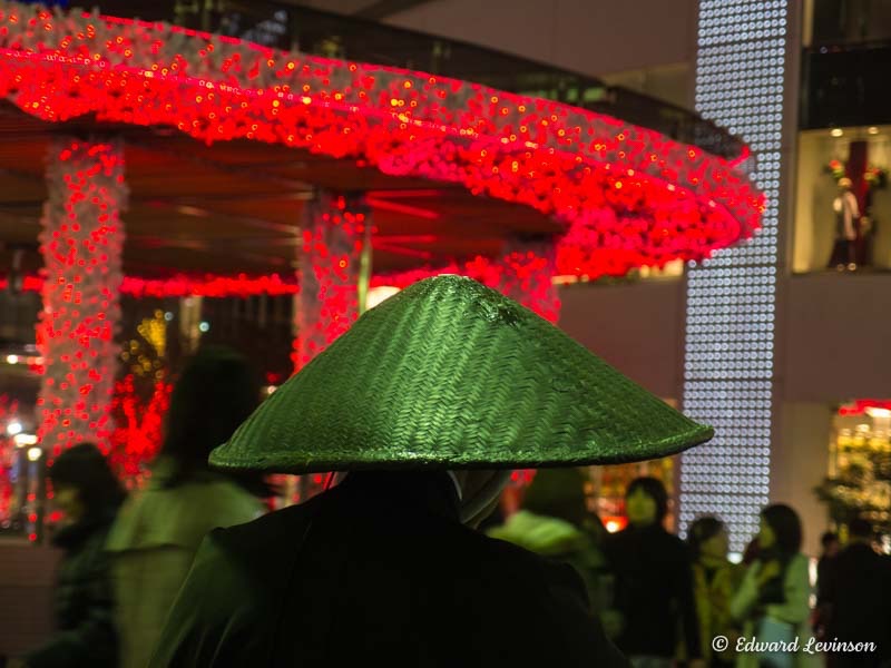 edward_levinson-yurakucho-monk-283816